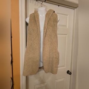 Love Tree Tan Fleece Vest